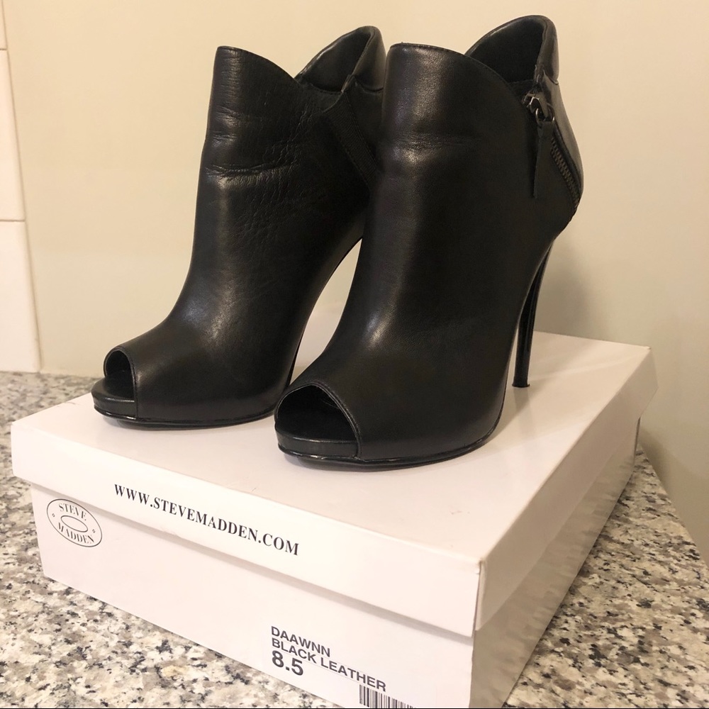 Steve Madden Daawnn Bootie